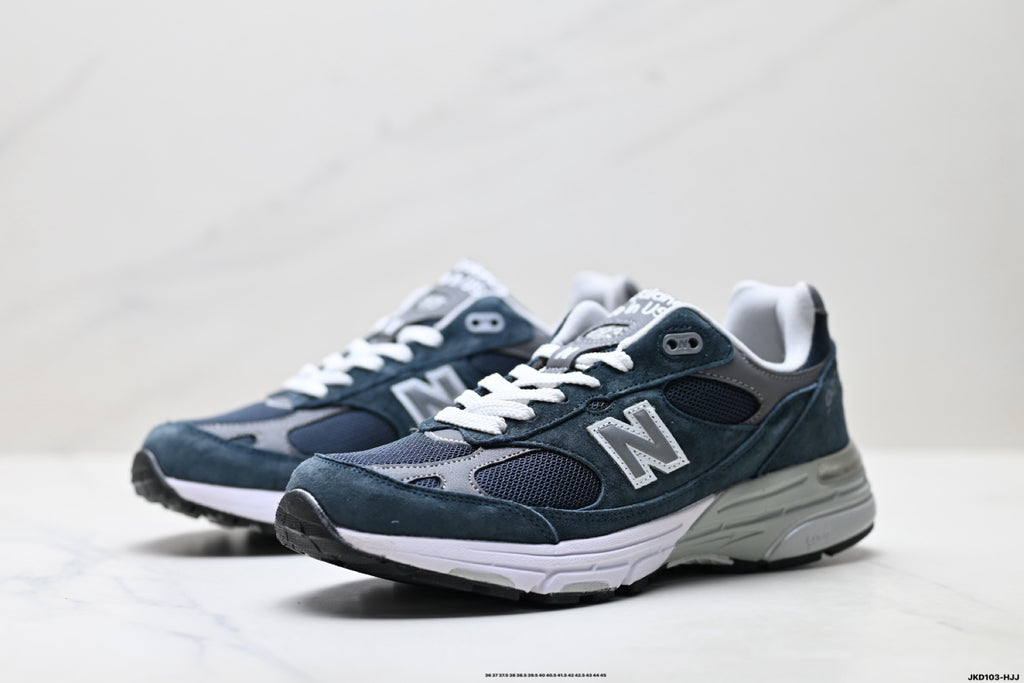 New Balance MR993 Made in USA Retro Dad Sneaker U993NV-B