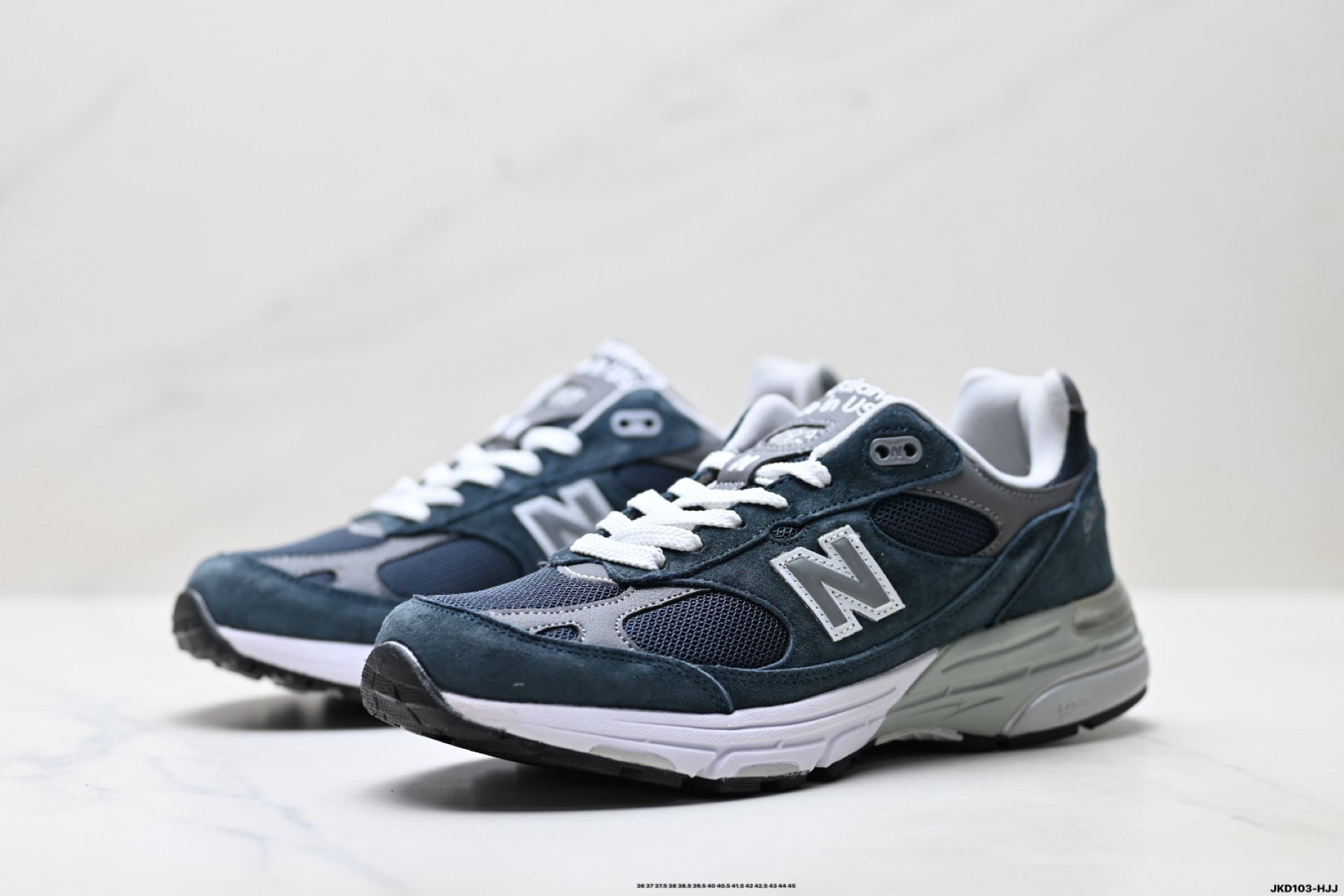 New Balance MR993 Made in USA Retro Dad Sneaker U993NV-B