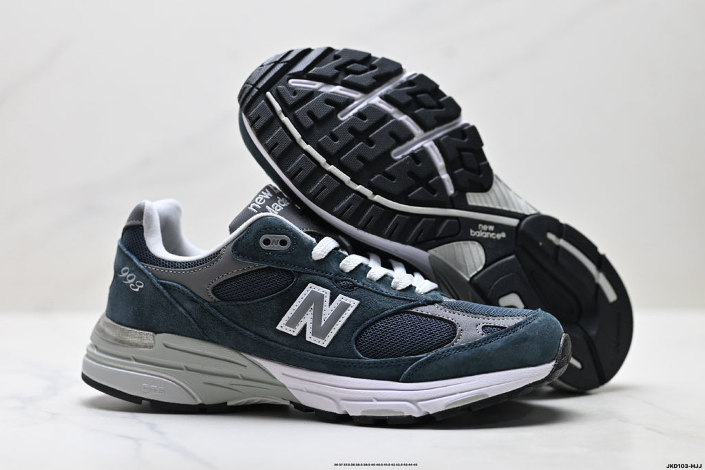 New Balance MR993 Made in USA Retro Dad Sneaker U993NV-B