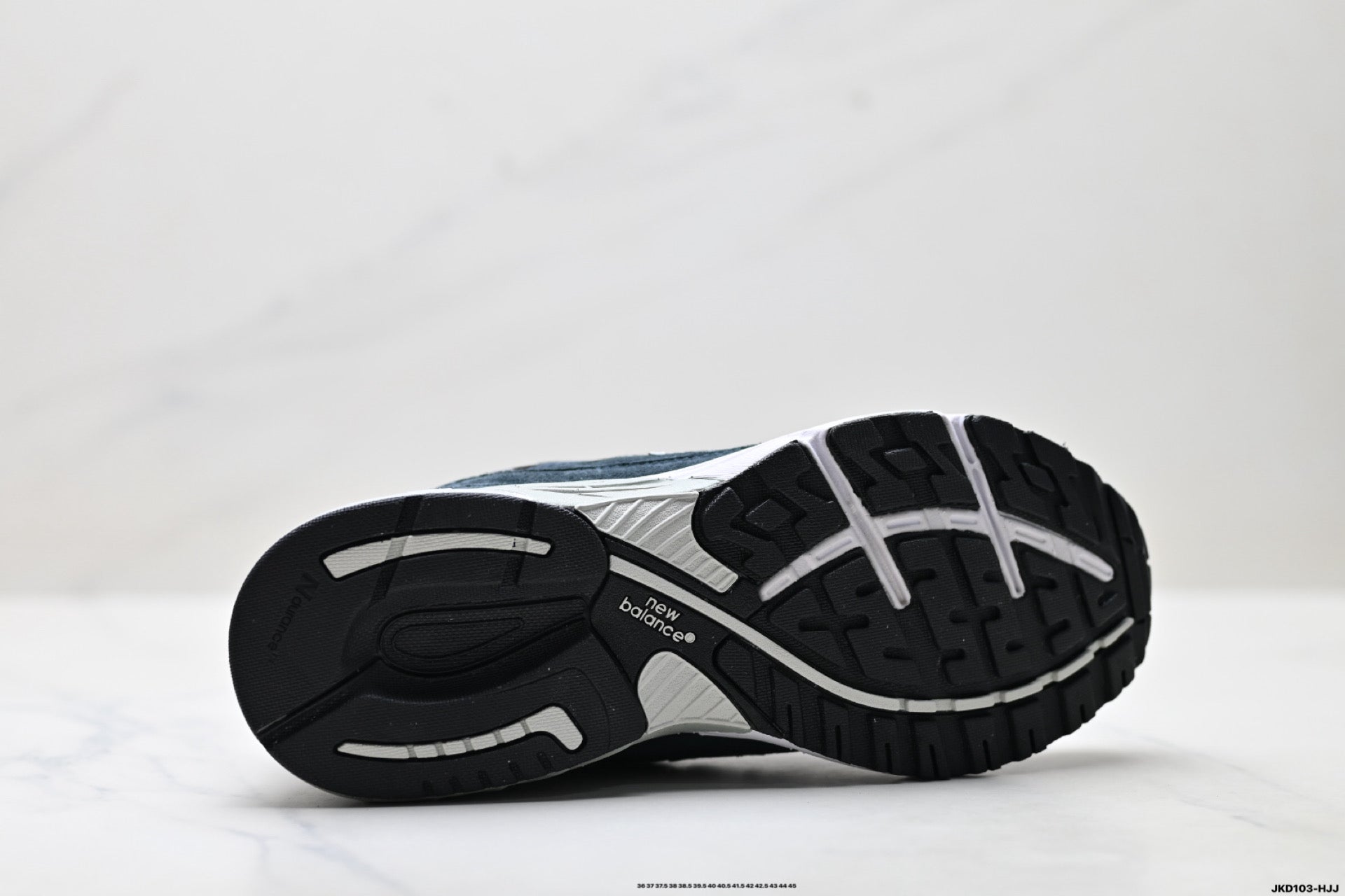 New Balance MR993 Made in USA Retro Dad Sneaker U993NV-B