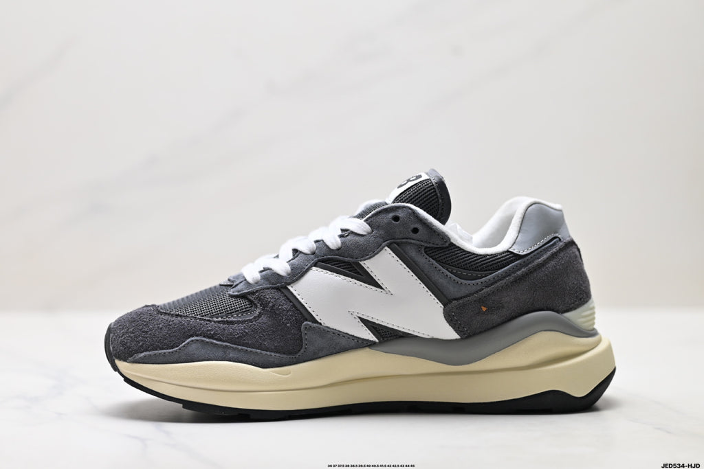 New Balance 5740 Low-Top Cushioned Retro Sneaker M5740VLB
