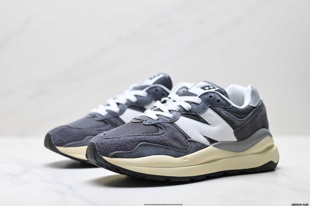 New Balance 5740 Low-Top Cushioned Retro Sneaker M5740VLB