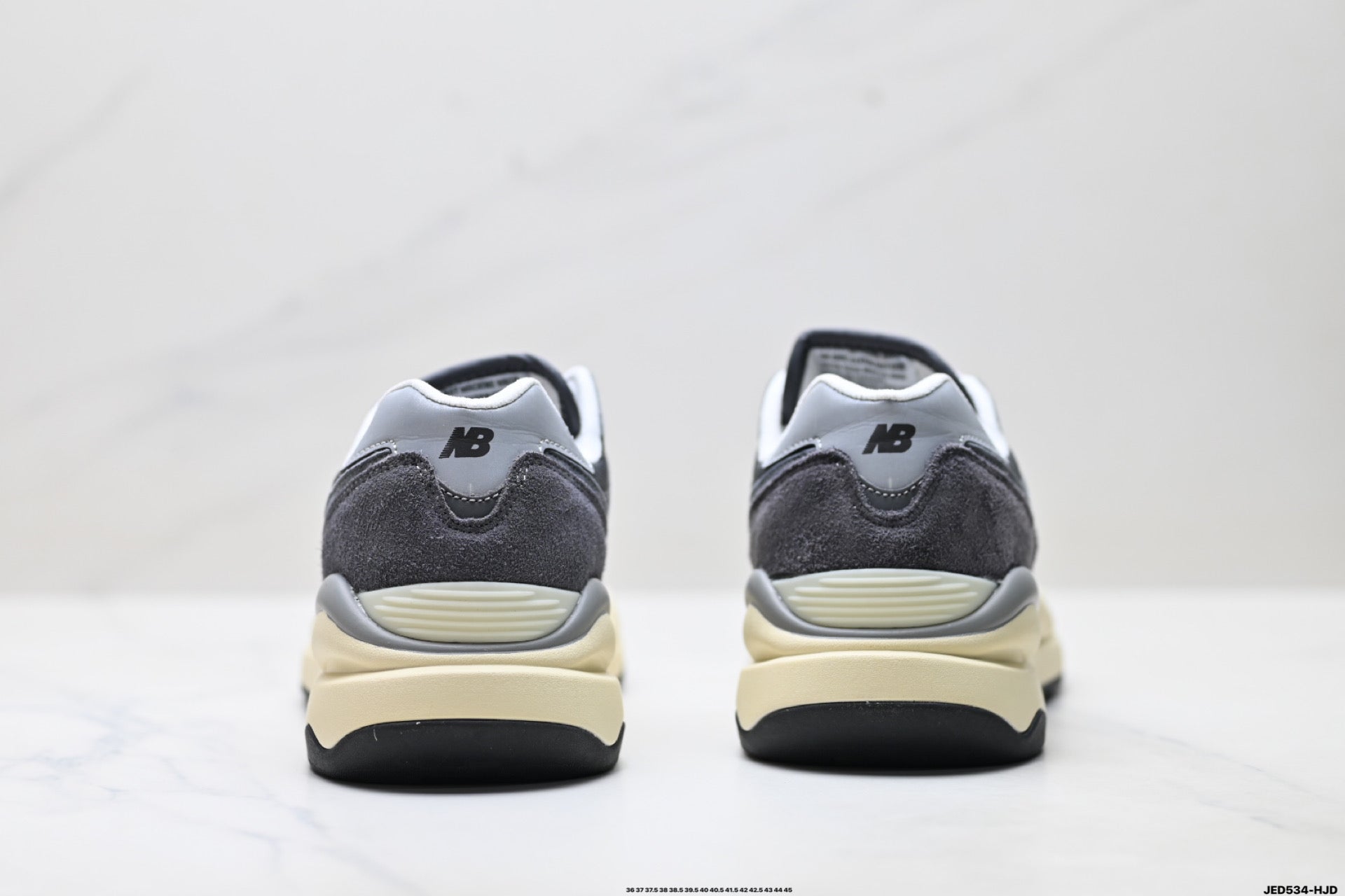 New Balance 5740 Low-Top Cushioned Retro Sneaker M5740VLB