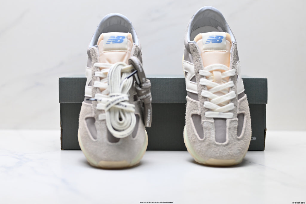 New Balance 471 Retro Low-Top Lifestyle Sneaker NBP7FS459G-15