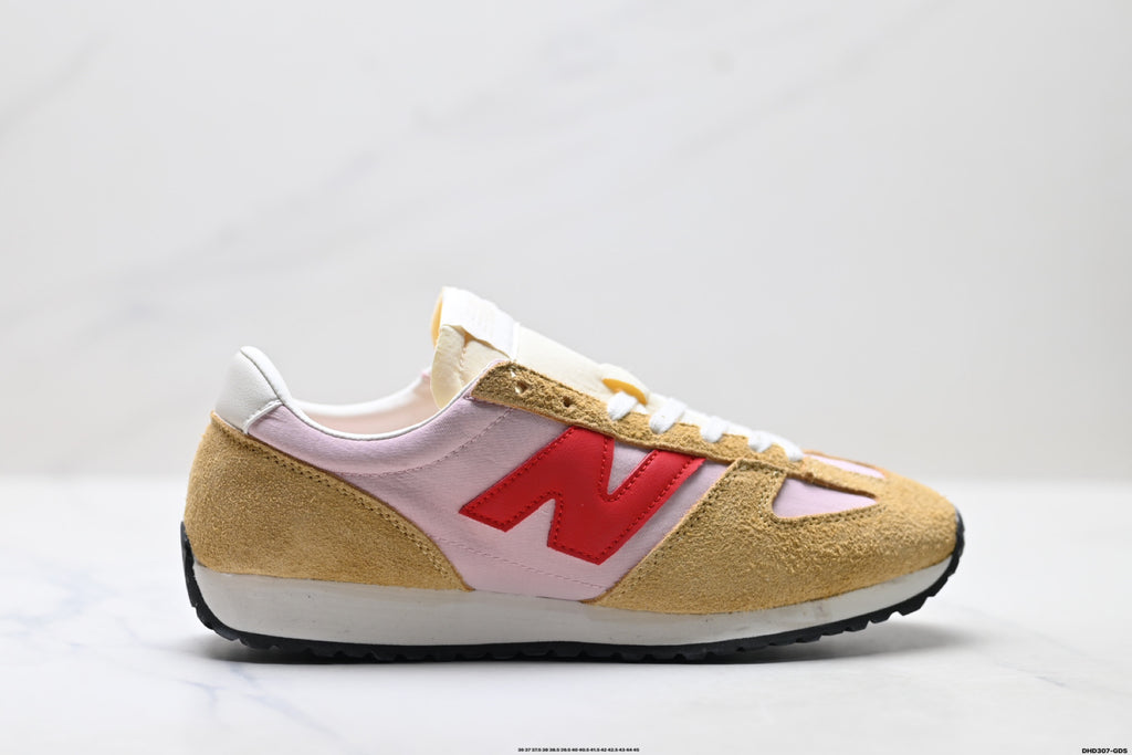 New Balance 471 Retro Low-Top Lifestyle Sneaker U471AC