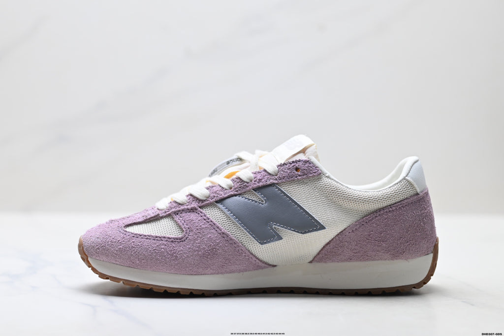 New Balance 471 Retro Low-Top Lifestyle Sneaker U471AL