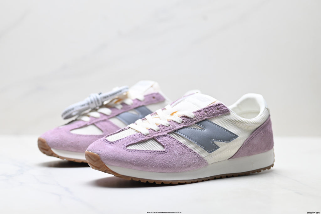 New Balance 471 Retro Low-Top Lifestyle Sneaker U471AL