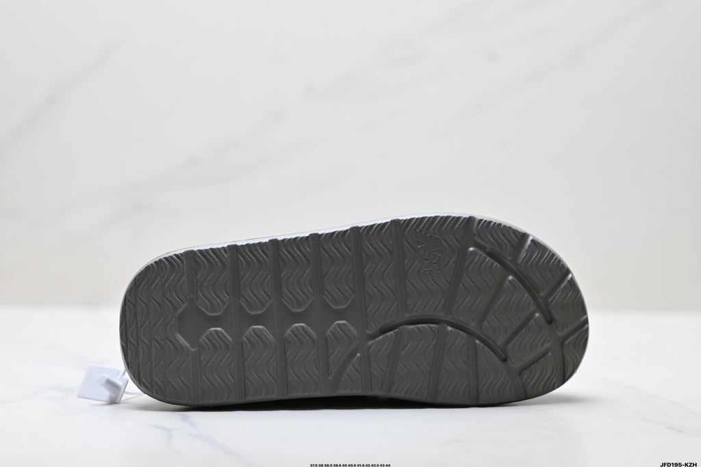 New Balance Rover Closed-Toe Slide Sandal SD2510GR