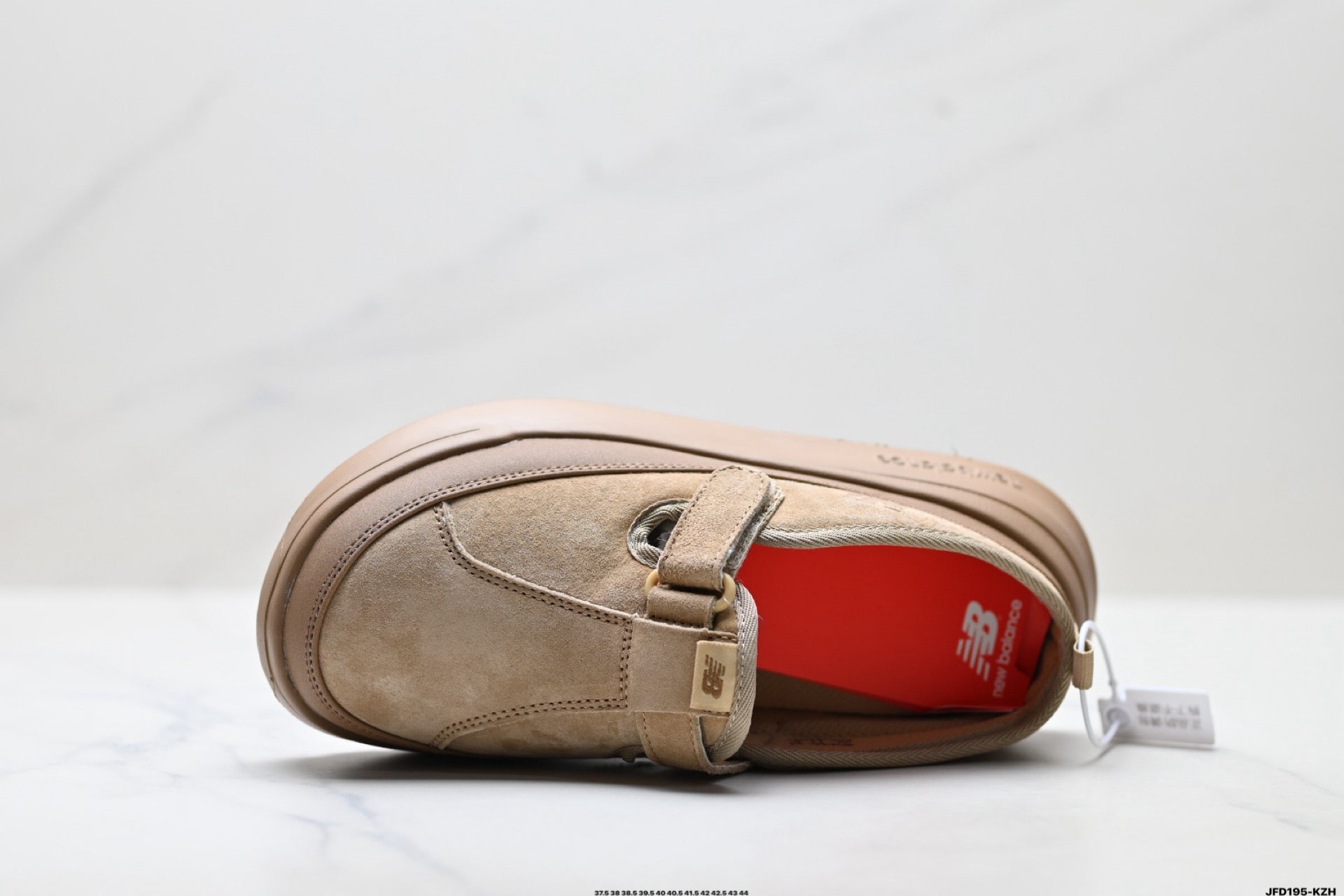 New Balance Rover Closed-Toe Slide Sandal SD2510BE