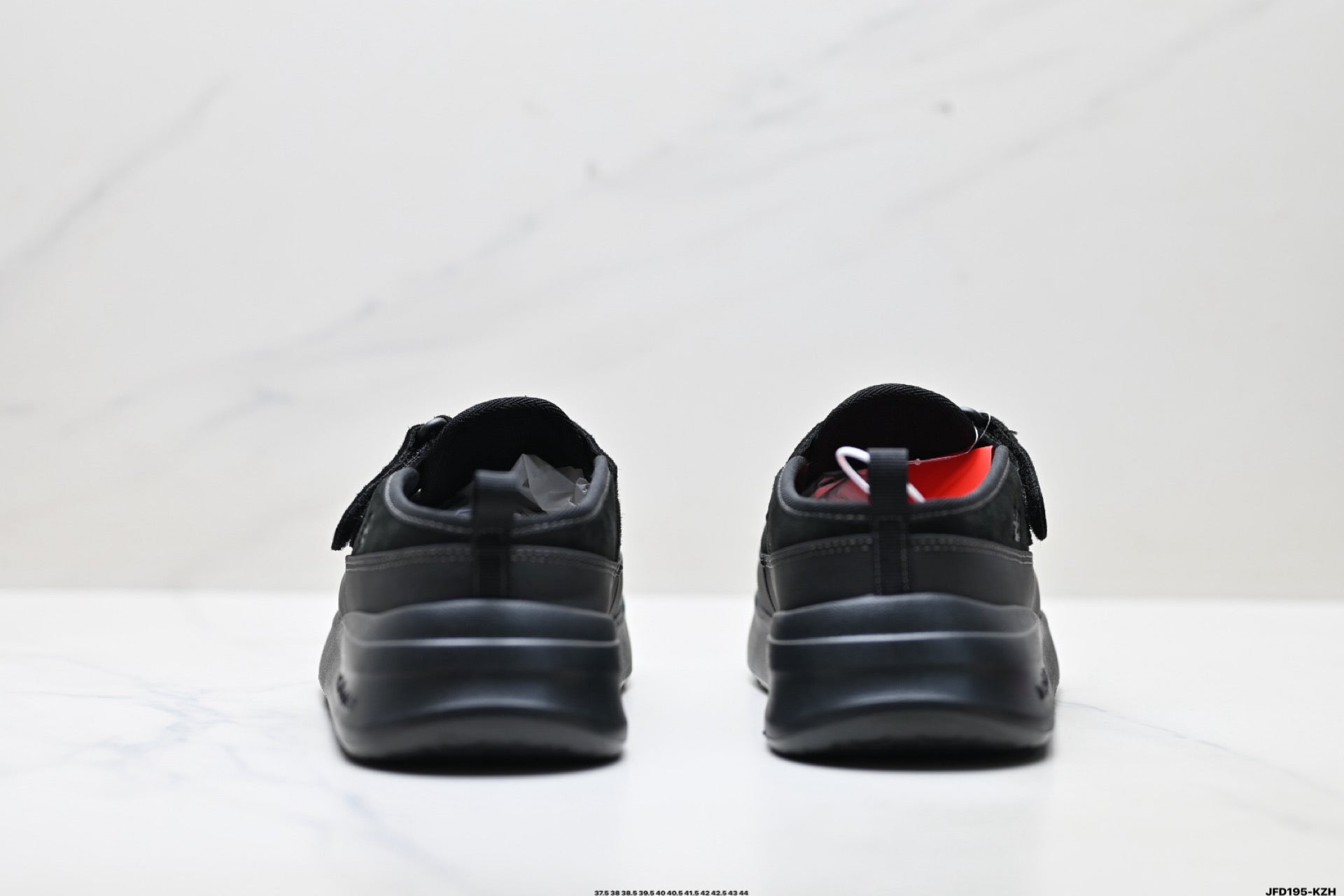 New Balance Rover Closed-Toe Slide Sandal SD2510BK
