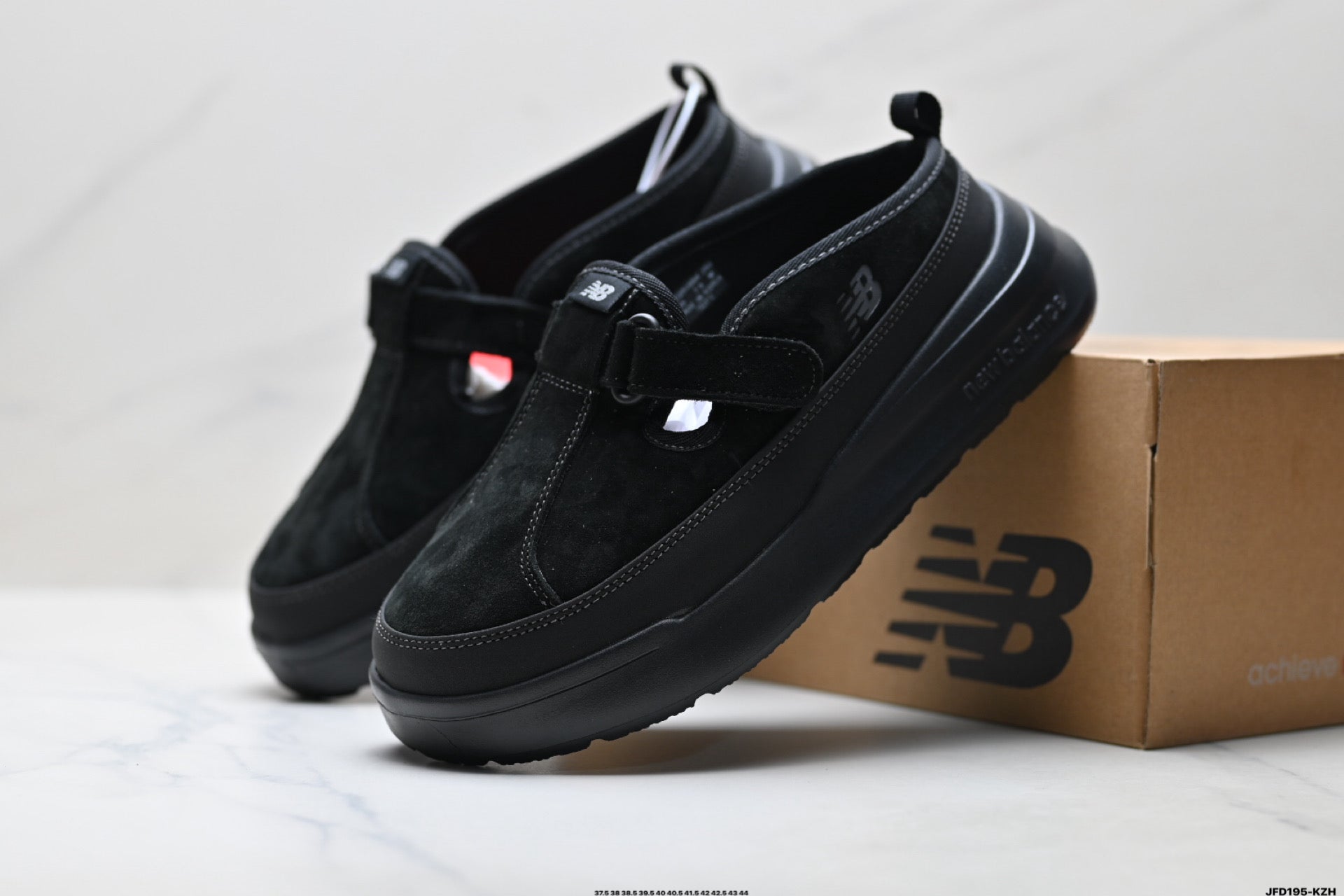 New Balance Rover Closed-Toe Slide Sandal SD2510BK