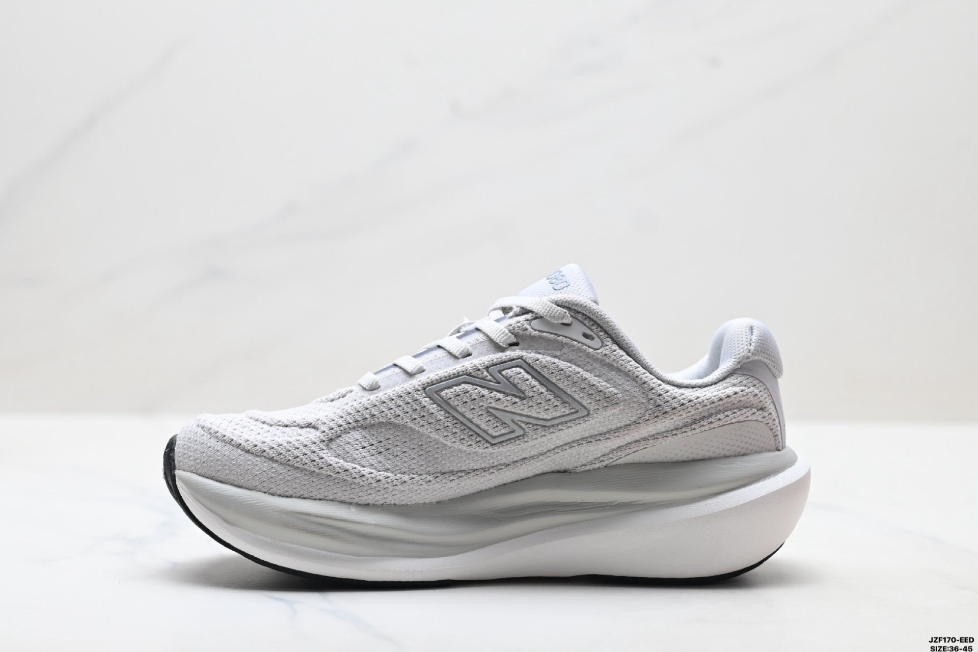 New Balance 1080 Low-Top Lightweight Marathon Running Shoe NB10809DL