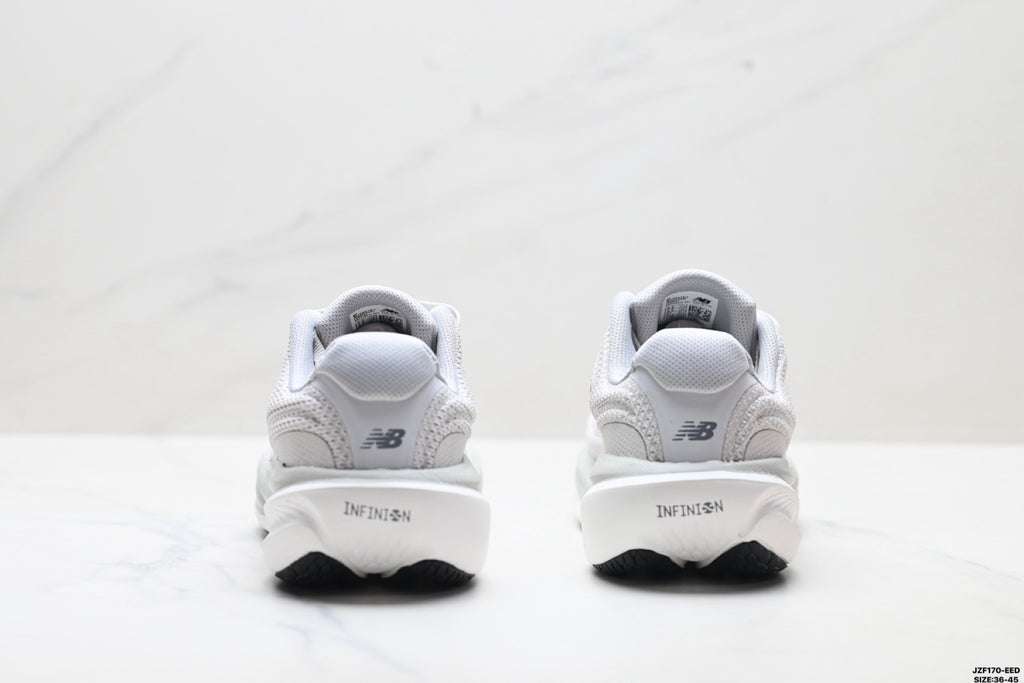 New Balance 1080 Low-Top Lightweight Marathon Running Shoe NB10809DL