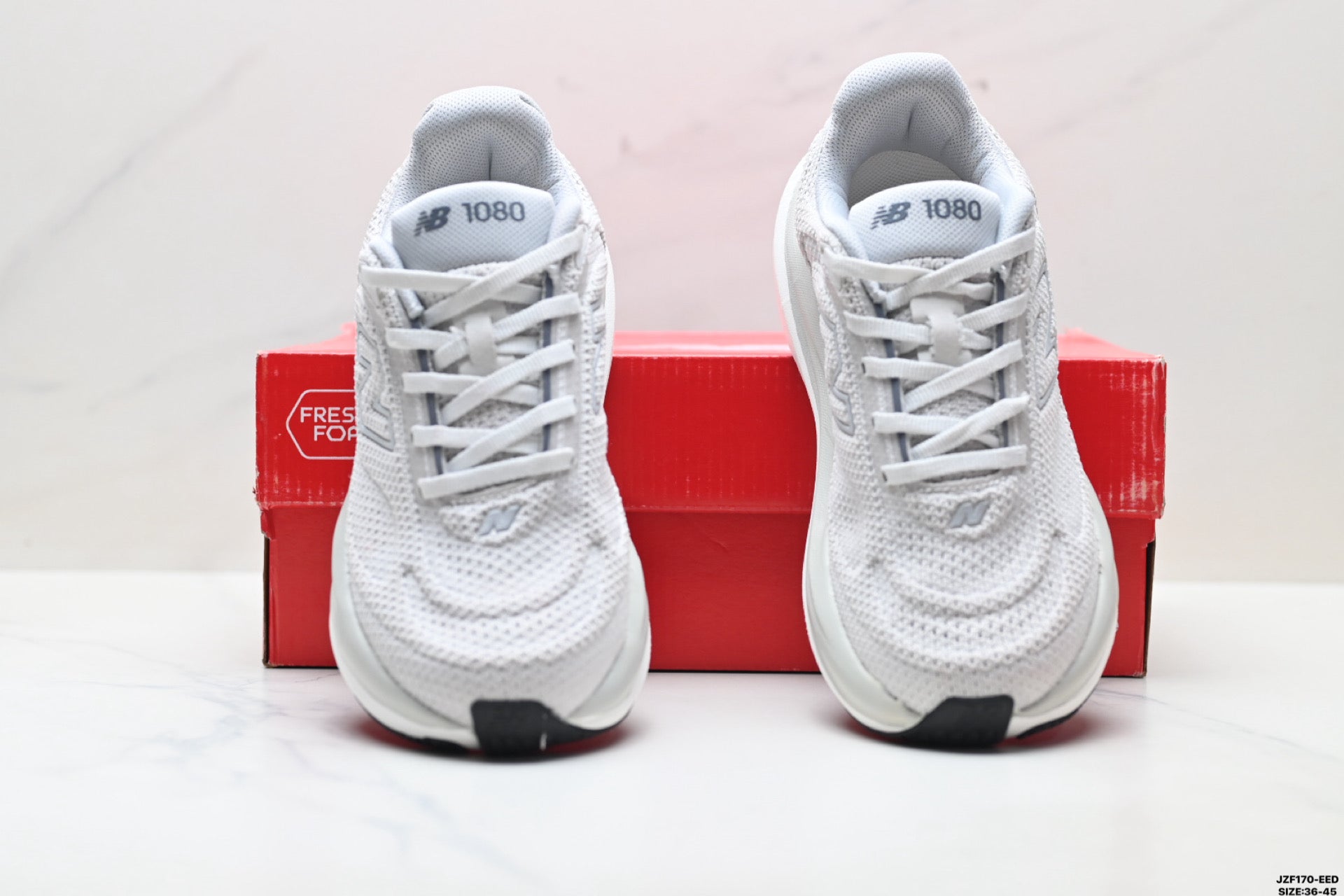 New Balance 1080 Low-Top Lightweight Marathon Running Shoe NB10809DL