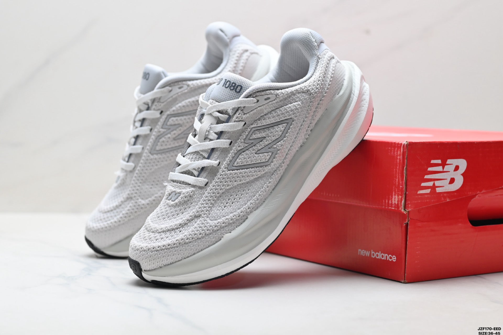 New Balance 1080 Low-Top Lightweight Marathon Running Shoe NB10809DL