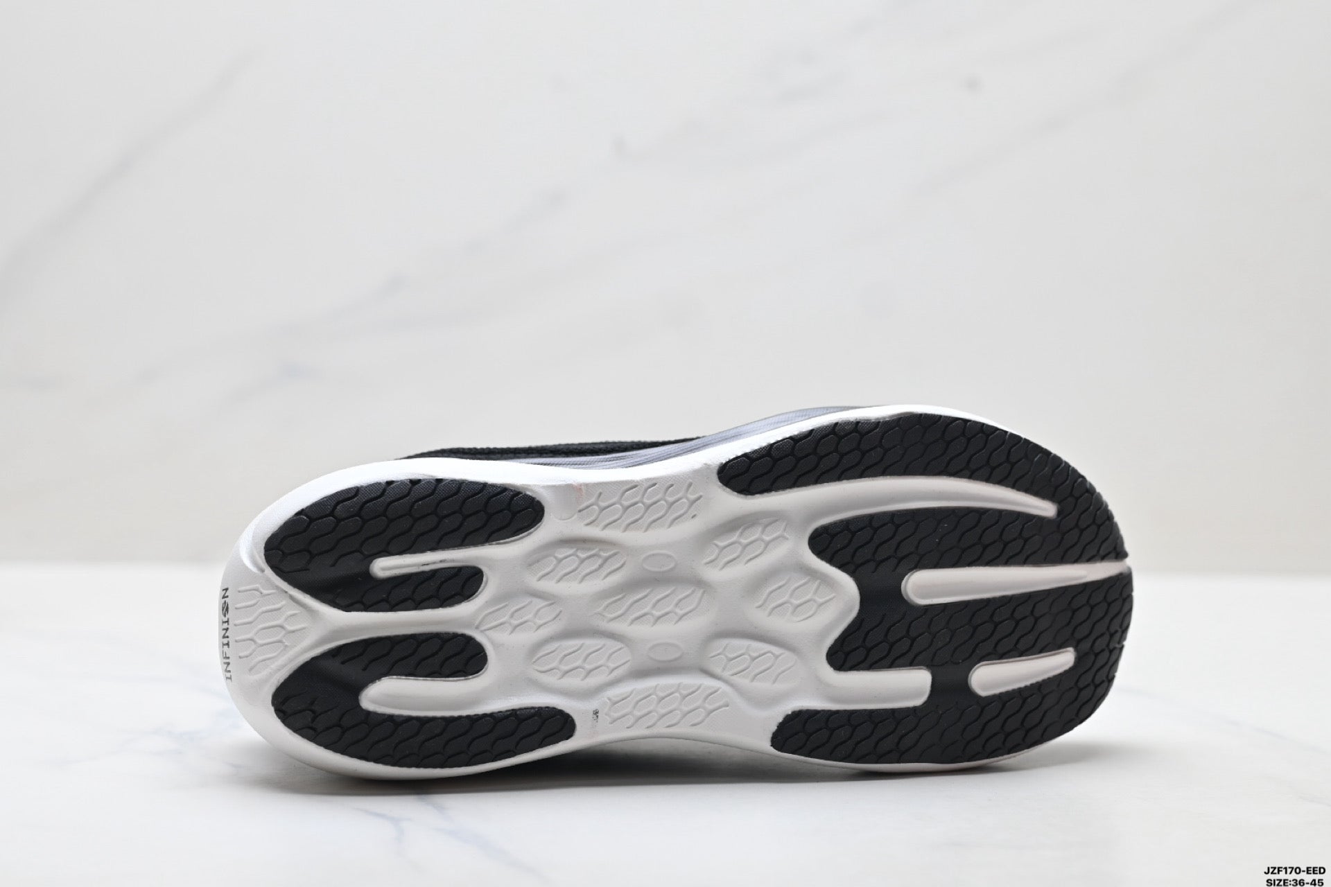 New Balance 1080 Low-Top Lightweight Marathon Running Shoe