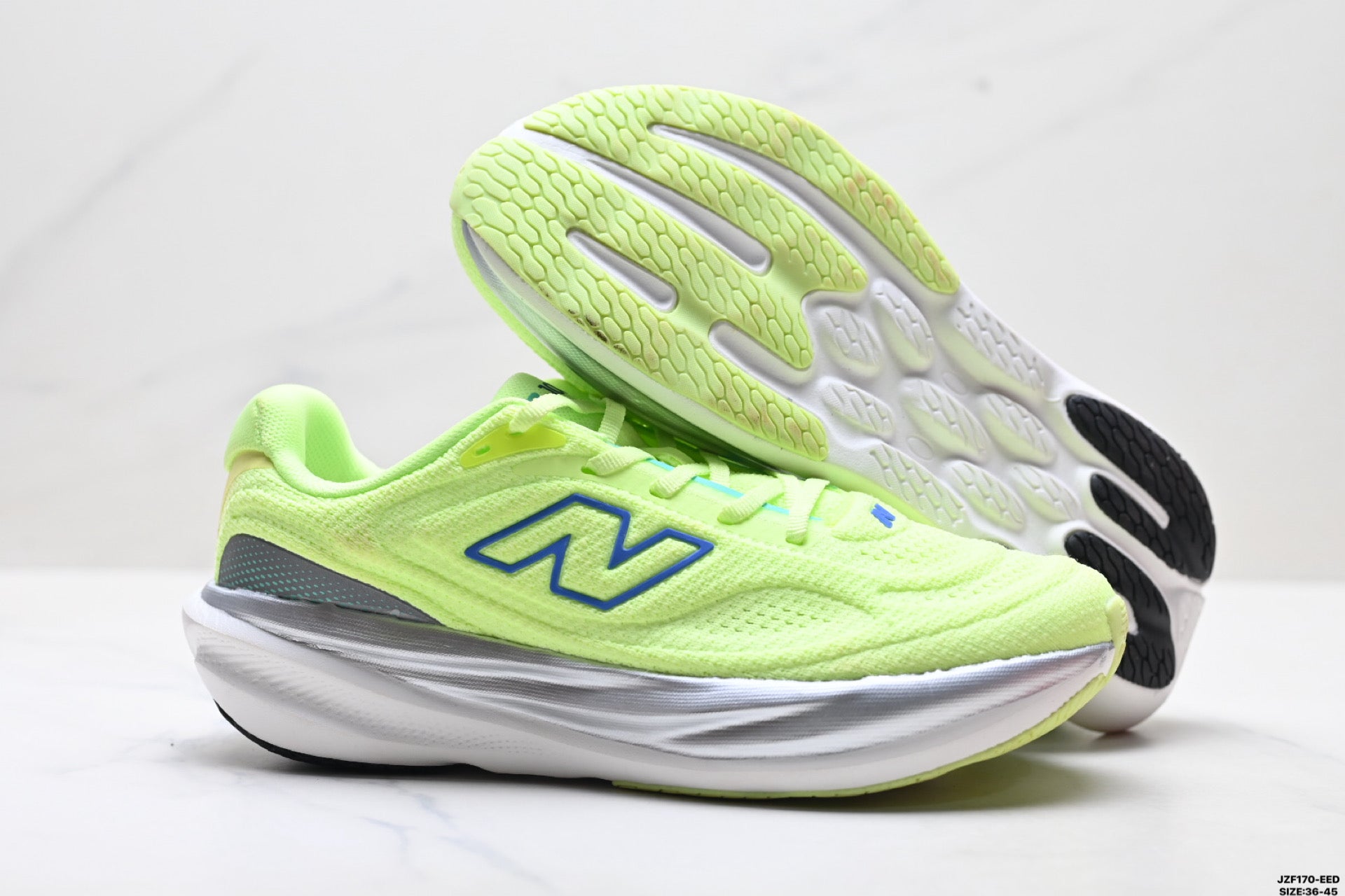 New Balance 1080 Low-Top Lightweight Marathon Running Shoe NB10802HR