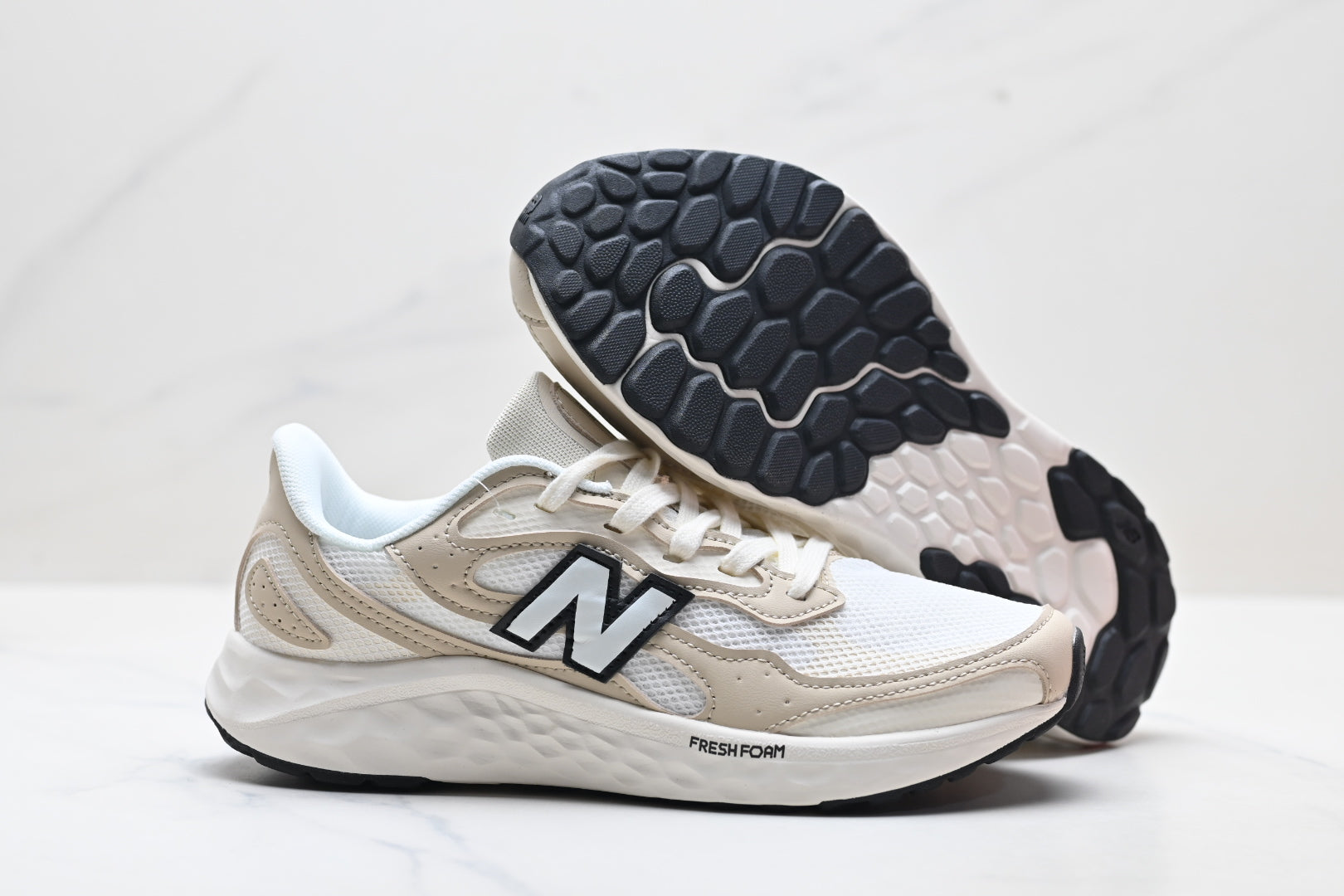 New Balance Fresh Foam Arishi v4 Tiralux Running Shoe MARISTC4