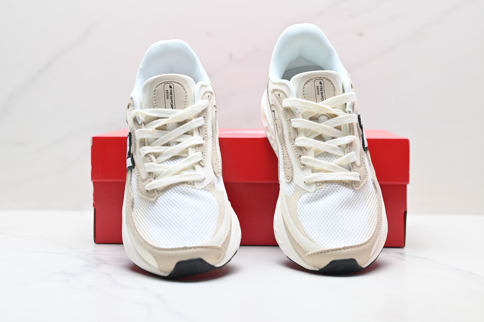 New Balance Fresh Foam Arishi v4 Tiralux Running Shoe MARISTC4