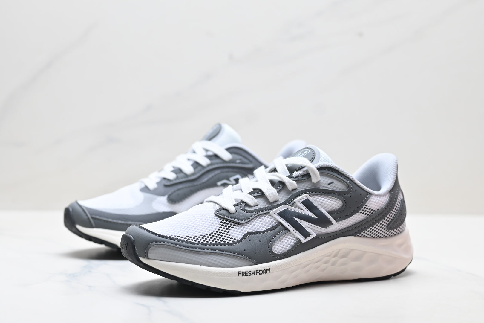 New Balance Fresh Foam Arishi v4 Tiralux Running Shoe MARISTY4