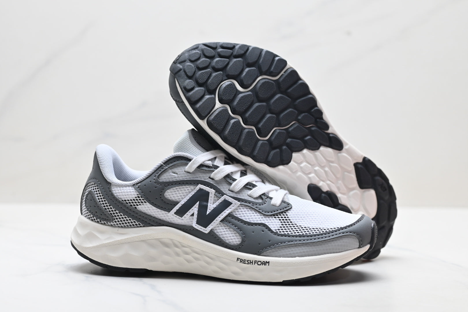 New Balance Fresh Foam Arishi v4 Tiralux Running Shoe MARISTY4