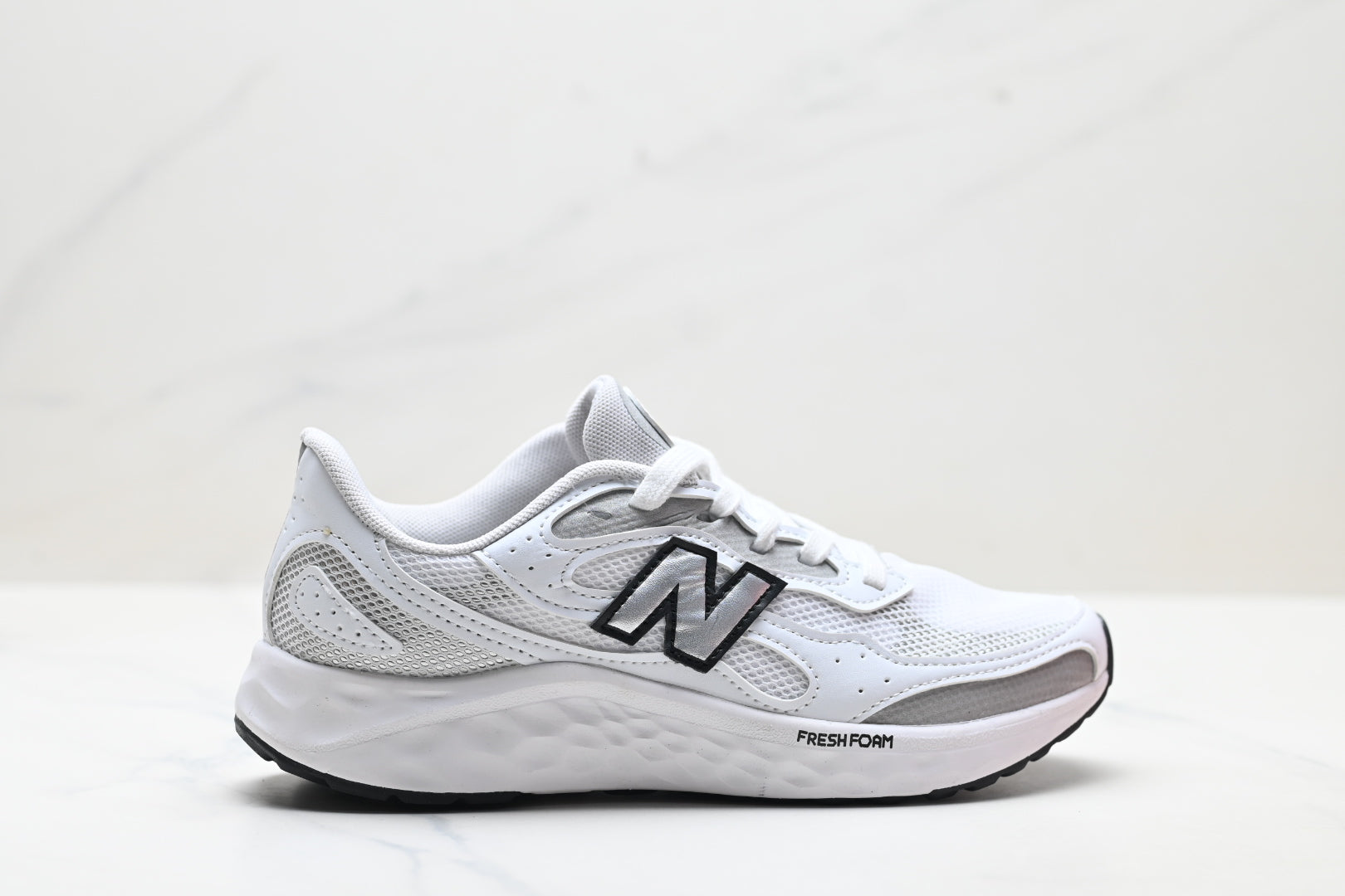 New Balance Fresh Foam Arishi v4 Tiralux Running Shoe WARISTT4