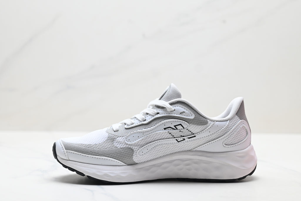 New Balance Fresh Foam Arishi v4 Tiralux Running Shoe WARISTT4