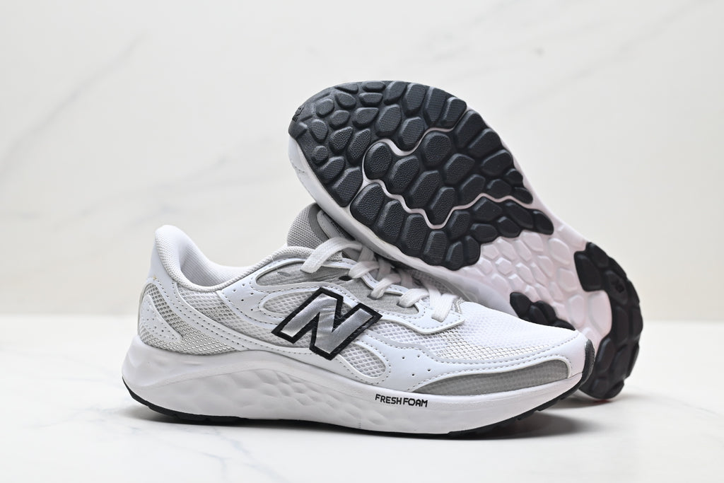 New Balance Fresh Foam Arishi v4 Tiralux Running Shoe WARISTT4
