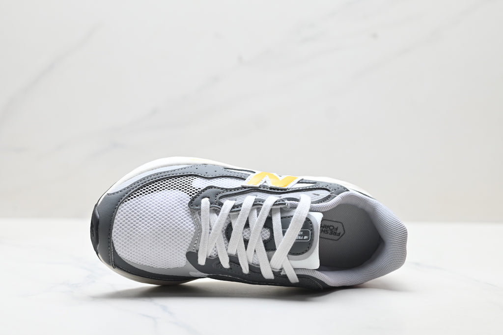 New Balance Fresh Foam Arishi v4 Tiralux Running Shoe MARISTR4