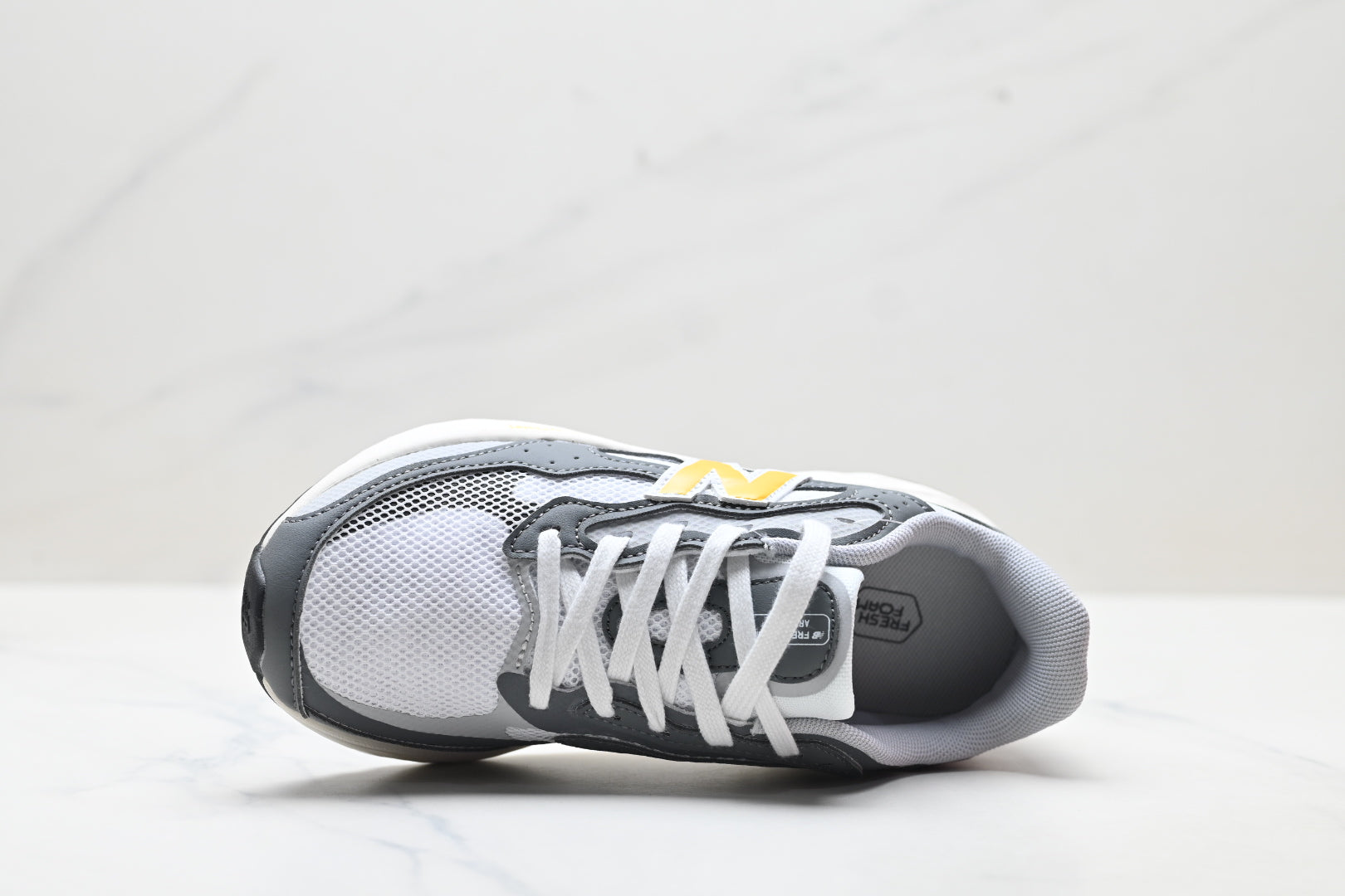 New Balance Fresh Foam Arishi v4 Tiralux Running Shoe MARISTR4