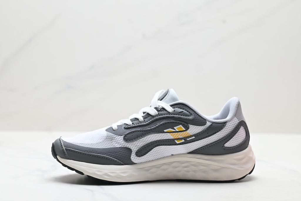 New Balance Fresh Foam Arishi v4 Tiralux Running Shoe MARISTR4