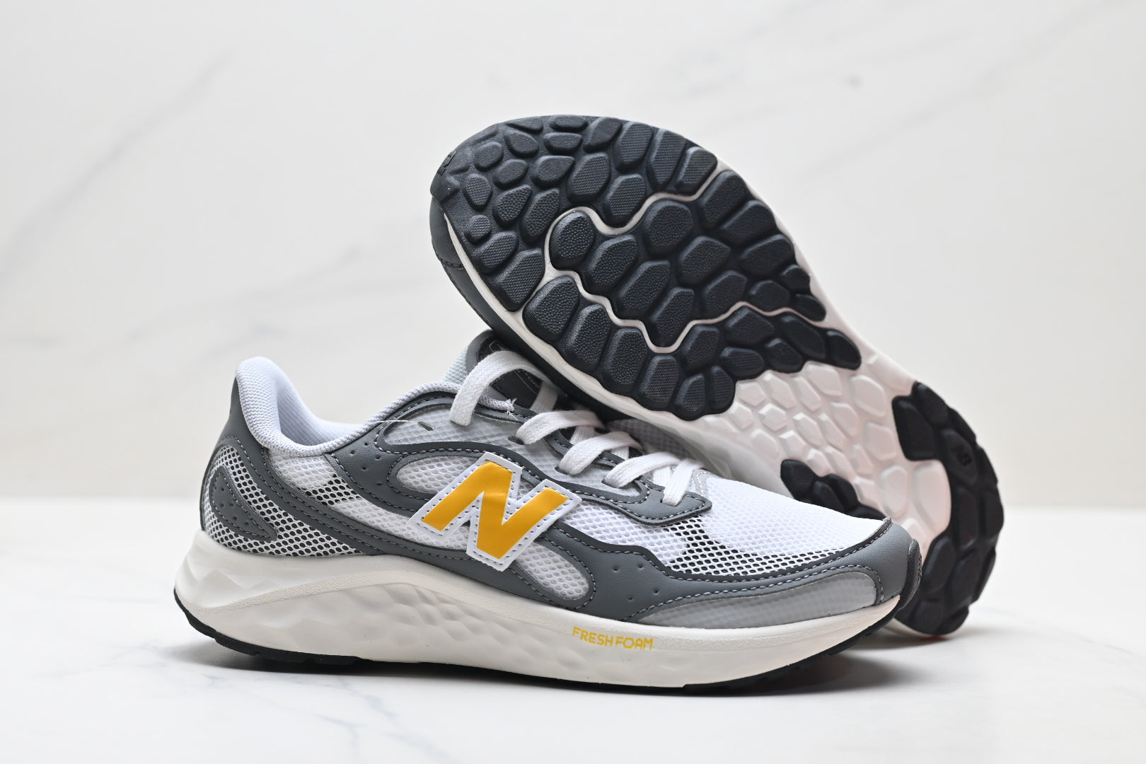 New Balance Fresh Foam Arishi v4 Tiralux Running Shoe MARISTR4