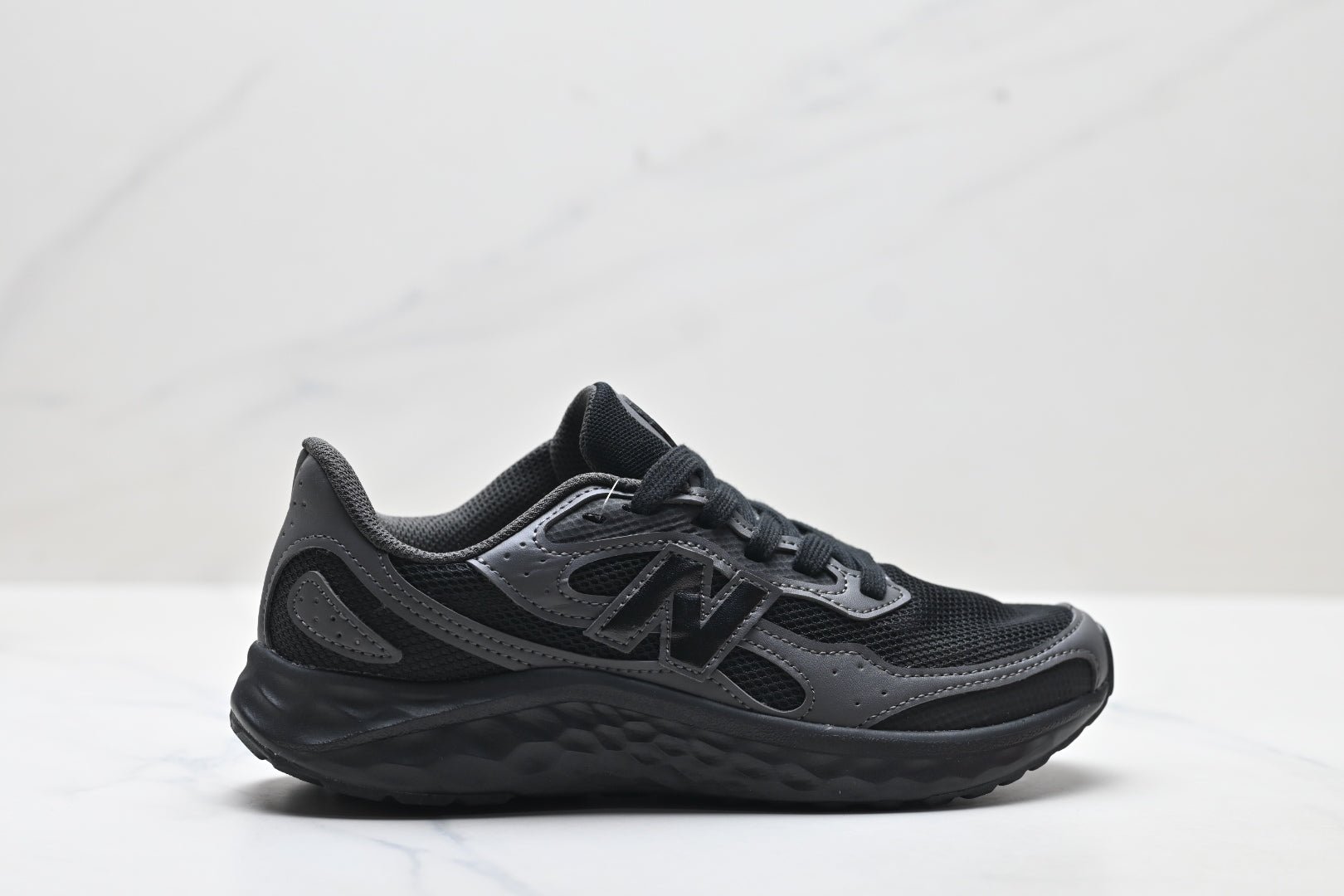 New Balance Fresh Foam Arishi v4 Tiralux Running Shoe MARISTX4
