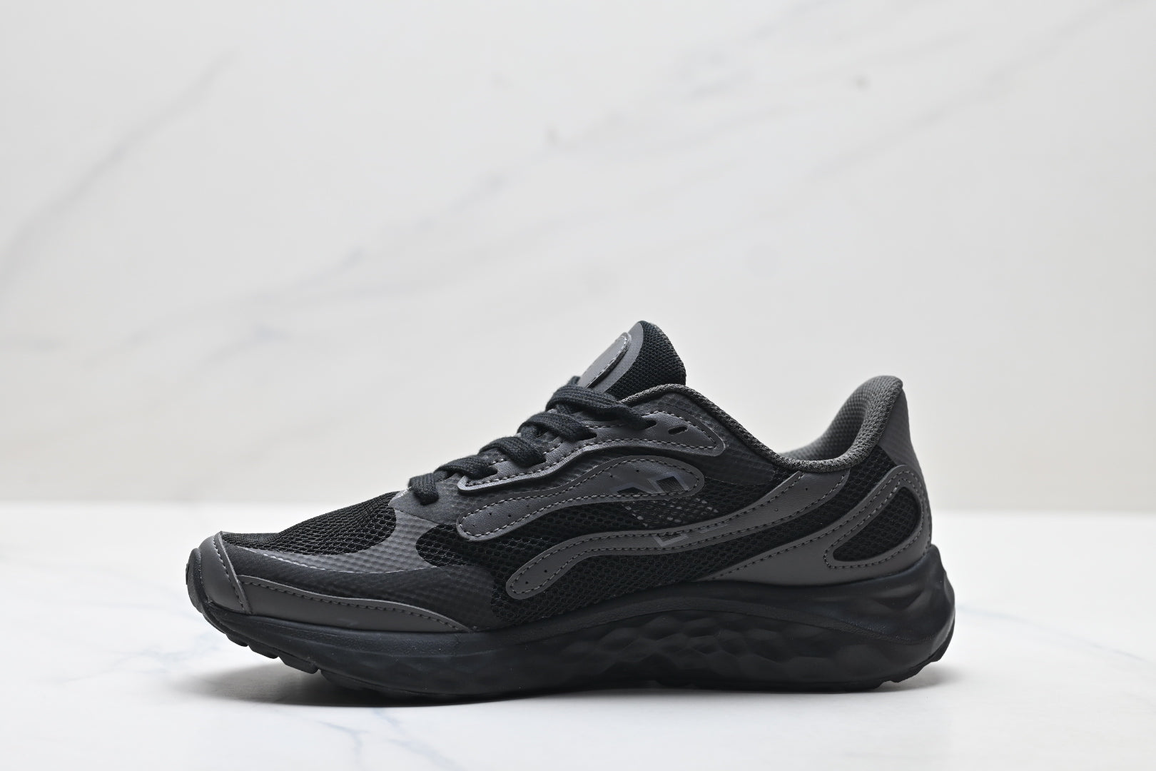 New Balance Fresh Foam Arishi v4 Tiralux Running Shoe MARISTX4