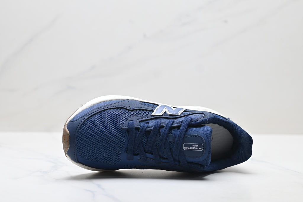 New Balance Fresh Foam Arishi v4 Tiralux Running Shoe MARISTN4