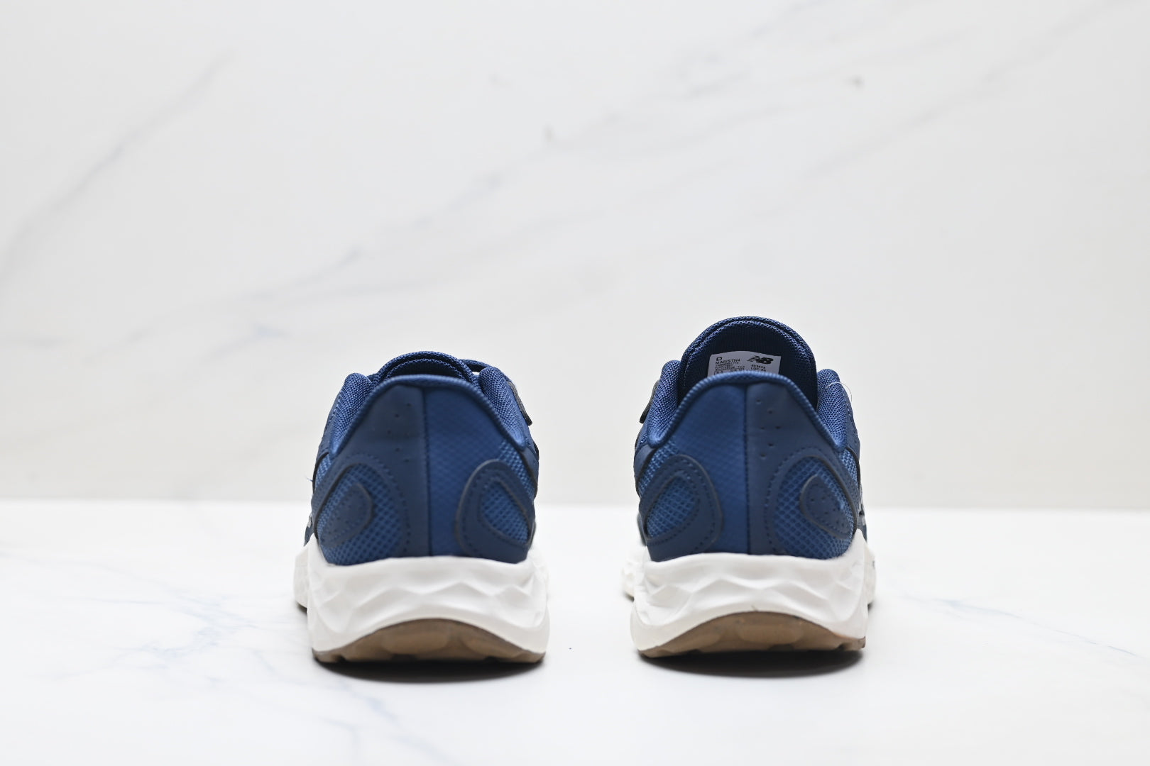 New Balance Fresh Foam Arishi v4 Tiralux Running Shoe MARISTN4