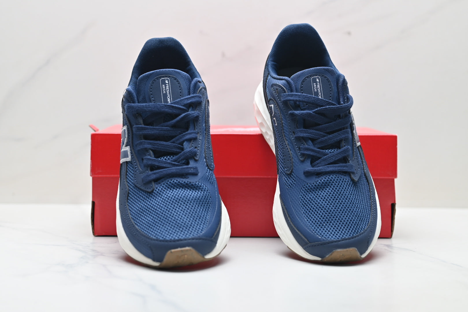 New Balance Fresh Foam Arishi v4 Tiralux Running Shoe MARISTN4