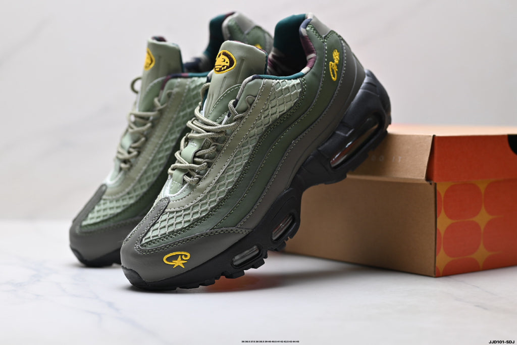 Nike Air Max 95 TT – FB2709-300