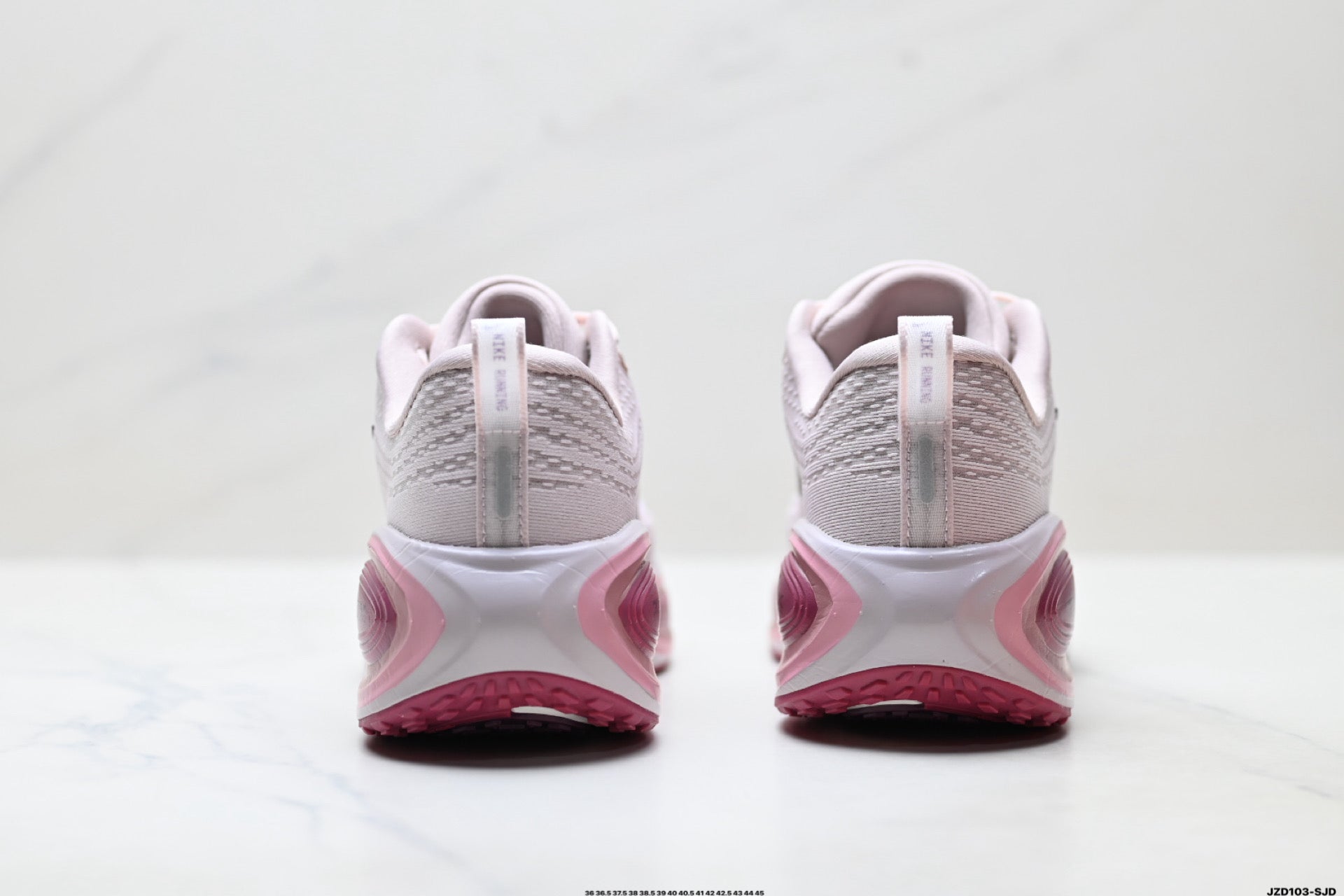 Nike Vomero Plus Low-Top Running Shoe HV8154-602