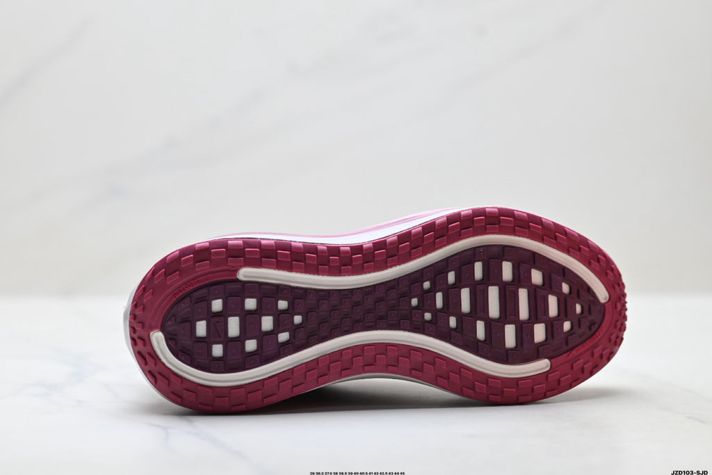 Nike Vomero Plus Low-Top Running Shoe HV8154-602