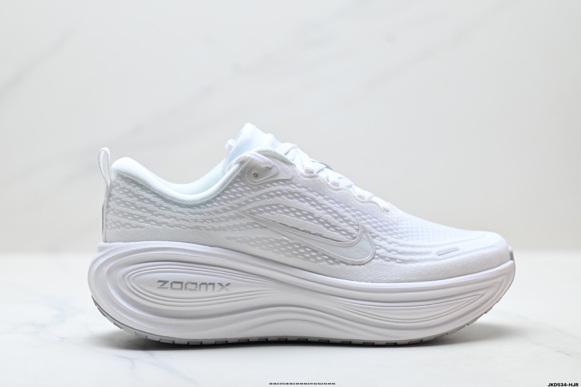Nike Vomero Plus Low-Top Running Shoe HV8150-002