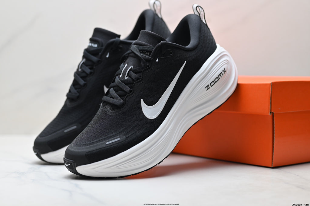 Nike Vomero Plus Low-Top Running Shoe HV8150-002