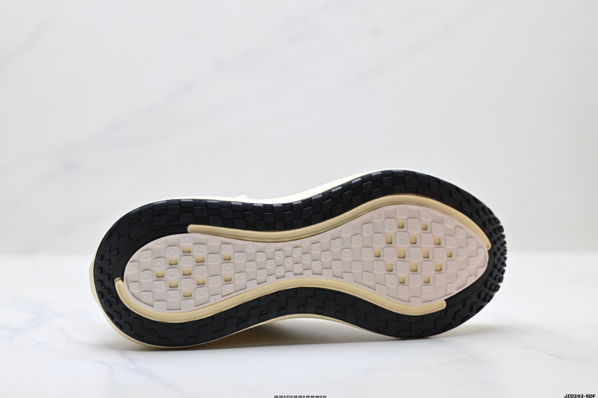 Nike Vomero Plus Women's Low-Top Running Shoe IQ1154-161
