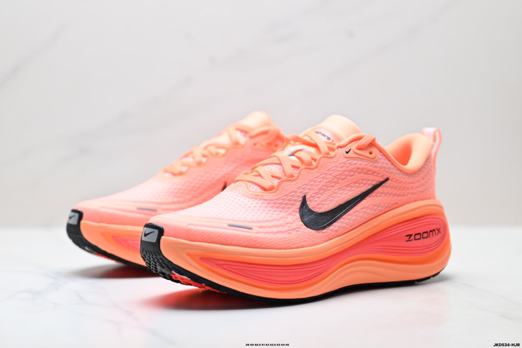 Nike Vomero Plus Men's Low-Top Running Shoe HV8150-801