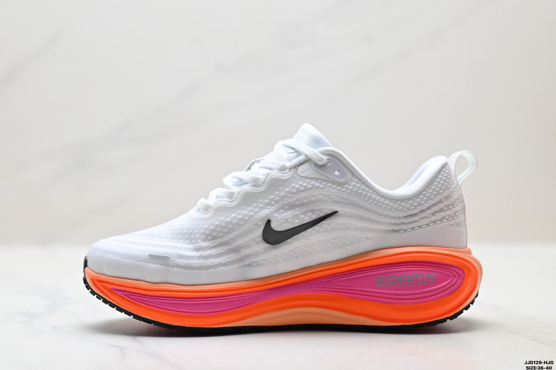Nike Vomero Plus Women's Low-Top Running Shoe HV8154-104