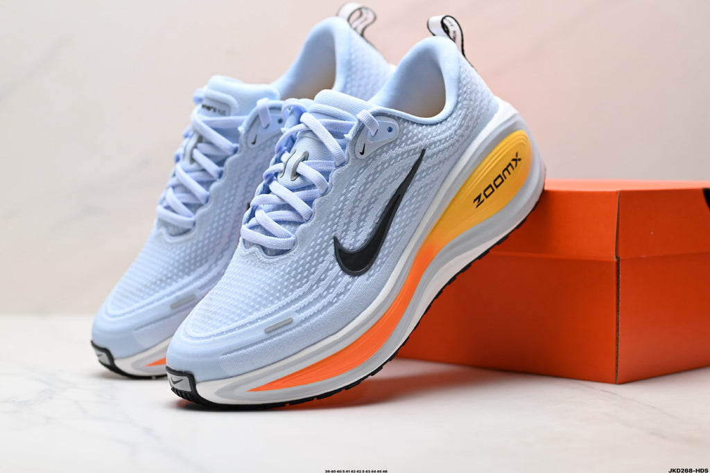 Nike Vomero Plus Men's Low-Top Running Shoe HV8150-404