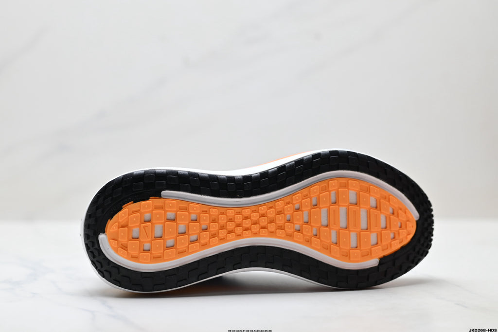 Nike Vomero Plus Men's Low-Top Running Shoe HV8150-404