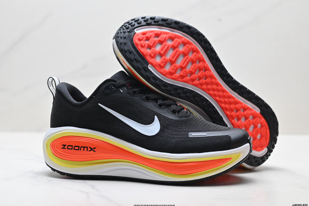 Nike Vomero Plus Men's Low-Top Running Shoe HV8150-009