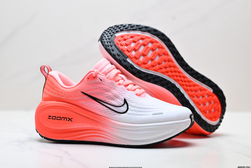 Nike Vomero Plus Low-Top Running Shoe IM2038-039