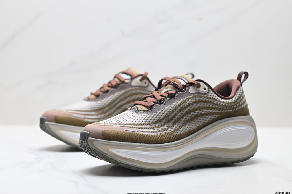 Nike Vomero Plus Low-Top Running Shoe IQ4482-001